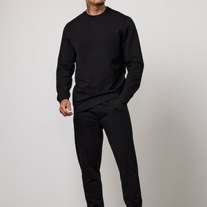 Conjunto de Sudadera de Cuello Redondo y Pantalones Deportivos Personalizados al por Mayor, Diseño Sólido de Gran Tamaño, Conjunto Otoñal para Hombre - Product Image 1