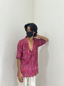 <b>Men's</b> Pink <b>Paisley</b> Print Short Sleeve V-neck Casual <b>Shirt</b> Knitted 100% Silk Breathable Quick Dry Eco-Friendly Summer Wear - Product Image 2