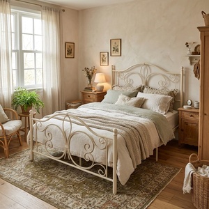 Cadre de lit réglable en fer forgé artisanal robuste de style victorien, plateforme métallique sur mesure pour grossistes (taille Queen) - Product Image 4