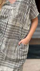 Kaftan en coton à imprimé géométrique style bohème chic, léger, idéal pour l'été - Product Image 5