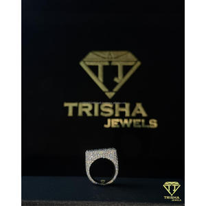 Bague carrée Hip Hop en argent sterling 925 avec diamants Moissanite VVS, style Iced Out, bijou de luxe et de caractère par Trisha Jewels - Product Image 5