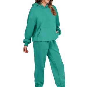 Conjunto de chándal de color negro liso, sudadera y pantalón de chándal, hecho de algodón y forro polar, talla grande, ropa informal. - Product Image 5