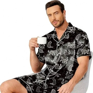 Conjunto de camisa y pantalones cortos para hombre, conjunto tropical con botones para la playa - Product Image 1