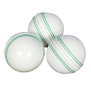 Balle de cricket dure en cuir rose Elite Performance pour les matchs de jour et de nuit, balle dure traditionnelle fabriquée à la main en cuir de vache véritable - Product Image 2