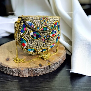 Pochette perlée déclaration mosaïque sac à main coloré pour les femmes et les filles à bas prix par LUXURY CRAFTS - Product Image 4