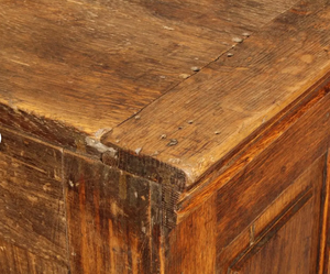 ตู้เสื้อผ้าดีไซน์ทันสมัยพร้อมตู้เก็บของด้านบน ตู้เสื้อผ้าไม้เนื้อแข็ง โครงสร้างตู้ไม้สำหรับห้องนอนและห้องนั่งเล่น - Product Image 6