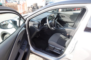 Toyota C-HR 2.0L Híbrido Enchufable, SUV Compacto Teamplayer, Transmisión Automática, Bajo Kilometraje, 5 Años de Garantía, Eficiente en Consumo de Combustible, Familiar - Product Image 5