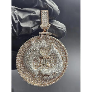 Colgante Redondo de Diamantes Moissanite Totalmente Cubierto de Piedras, Plata de Ley 925, Joyería de Lujo Estilo Hip Hop - Product Image 1