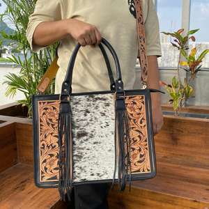 กระเป๋าโท้ทหนังวัวสไตล์ตะวันตกสำหรับผู้หญิงกระเป๋าถือสะพายข้างแบบซ่อนลายดอกไม้หรูหราจุได้เยอะ - Product Image 2