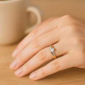 Anillo de compromiso elegante con diamante redondo cultivado en laboratorio, banda delgada, para mujer, oro sólido de 14K, con engaste abierto, para boda, propuesta de matrimonio. - Product Image 4