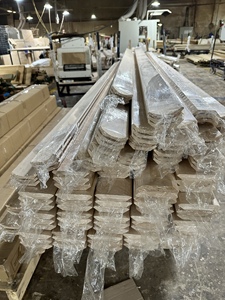 Plinthe en bois massif pour projets de construction, finition intérieure, fourniture en gros, sur mesure - Product Image 5