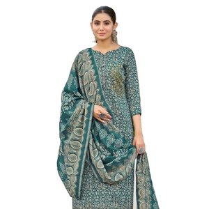 Estampado de algodón puro con 2 parches bordados pesados con colección de trajes paquistaníes Dupatta para la venta en línea - Product Image 1