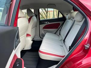 O R A 03 Électrique Rouge 5 Portes Automatique 48KWh Pure Plus Modèle 2024 en Bon État - Product Image 4