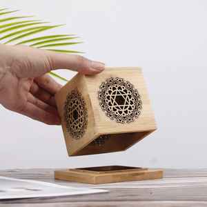 Brûleur et support d'encens en bois d'acacia Skill Artisan - Écologique, durable, décoration religieuse pour la maison, parfum personnalisé, toutes saisons - Product Image 6