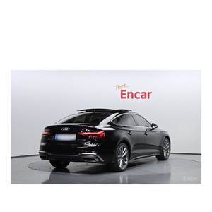 Audi A5 40 TFSI Quattro Premium Sportback 2024, 4217 km, Volante a la Izquierda, Asientos de Cuero, Cámara Trasera - Product Image 2