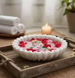 Bol en marbre cannelé avec bord sculpté, design contemporain, fait main, poli pour une finition lisse et brillante, pour salon - Product Image 5