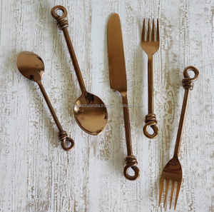 Cucharas y Tenedores de Acero Compactos al por Mayor, Diseño Simple con Acabado Espejo para Bodas - Product Image 3