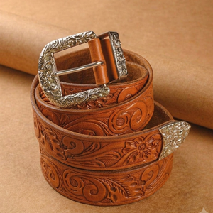 Cinturón de Cuero Estilo Western con Grabado Floral y Hebilla Plateada, Diseño Clásico para Uso Casual, Hecho a Mano, para Hombres y Mujeres - Product Image 6