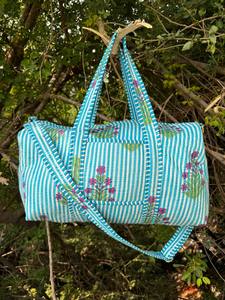 Bolsa de Lona Acolchada de Algodón Multiusos, Compañera de Viaje Moderna para Gimnasio, Yoga y Vacaciones - Product Image 4