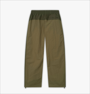 ชุดวอร์มกันลมแบบสองชิ้น ดีไซน์ใหม่ล่าสุด สตรีทแวร์ ปี 2026 ขายส่ง คุณภาพพรีเมียม ผลิตจากโรงงาน รับผลิตตามแบบ - Product Image 2