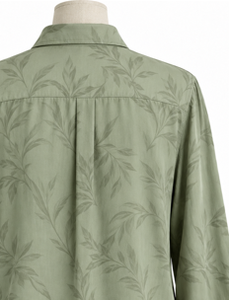 Camisa de Mujer Color Verde Salvia con Botones, Manga Larga, Cuello con Solapa, 100% Seda, Estilo Vintage, Lavable, para Oficina - Product Image 4