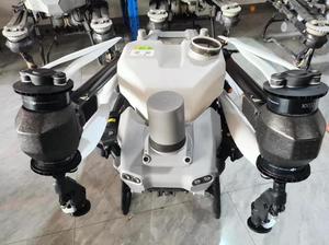 Drones de Pulverización Agrícola de Alta Resistencia con Marco de Fibra de Carbono, Pulverizador de Cultivos UAV para Agricultura de Precisión, Gran Capacidad, Control Inteligente - Product Image 2