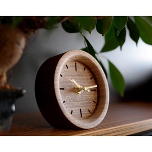 Horloge de bureau minimaliste en bois, mouvement à quartz circulaire, affichage à aiguilles, silencieuse, sans tic-tac, design moderne décoratif - Product Image 1