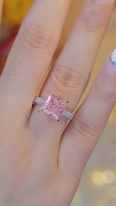 Anillos Elegantes con Piedras de Circonia Cúbica para Mujer, Joyería de Moda con Cristales Brillantes, Anillos de Boda y Fiesta Chapados en Oro para Venta al por Mayor - Product Image 5