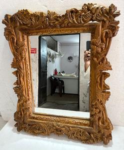 Marco de Espejo de Madera de Estilo Moderno con Acabado Natural, Detalles Tallados Artesanales, Ecológico y Hecho a Mano para Decoración de Pared de Casa de Campo - Product Image 5