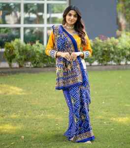 Sari en soie Kanjivaram de qualité supérieure, sari de mariage, soie pure avec bordure en Zari doré, vêtements ethniques de créateur - Product Image 3