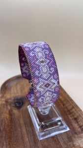Bracelet Perlé Fait Main Motif Dégradé Violet Rose Blanc Bijou Exquis et Tendance Cadeau Idéal - Product Image 1