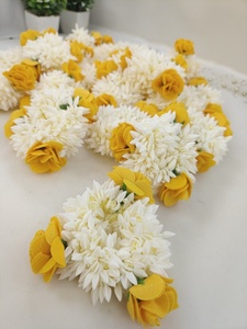 Hecho a mano jazmín blanco tradicional indio decoración del cabello pulsera para mujeres accesorios nupciales para boda Sangeet tela plástico - Product Image 5