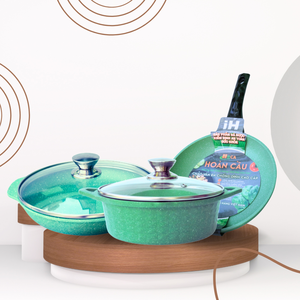 Ensemble de 3 ustensiles de cuisine au design moderne, construction en aluminium moulé sous pression, revêtement antiadhésif en céramique, couvercle en verre trempé, fond à induction - Product Image 1