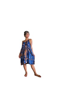 Robe midi en rayonne bleu rose tie-dye faite à la main, style bohème, sans manches, col rond, légère, tenue de plage pour femmes - Product Image 4