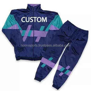 Vente en gros de survêtement coupe-vent décontracté en polyester 100% personnalisé ensemble de jogging pour hommes motif solide pour l'hiver - Product Image 1