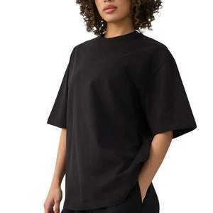 Nuevo Conjunto de Camiseta Negra Oversize y Pantalones Jogger para Mujer, Ropa Deportiva de Algodón de 2 Piezas, Chándal con Logotipo Personalizado al por Mayor - Product Image 3