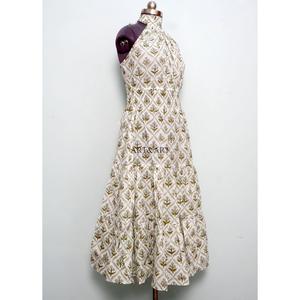 Elegante Vestido Maxi de Verano Ecológico para Mujer, Estilo Urbano, Diseño Sexy para Fiesta, Cuello Redondo, Sin Mangas, Cintura Natural Dulce - Product Image 4