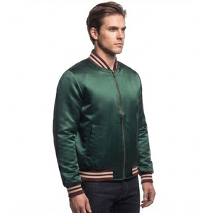 Chaqueta Bomber de Satén para Hombre al por Mayor, Chaqueta Varsity de Invierno con Cuello a Rayas, Abrigo de Béisbol con Botones y Exterior de Poliéster para Hombre - Product Image 4