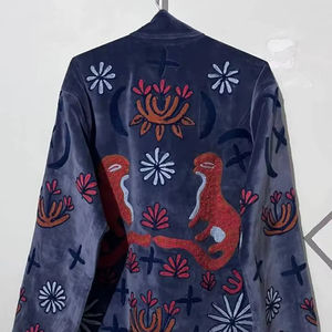 Chaqueta de terciopelo bordada en azul tigre, estilo bohemio Suzani con diseño de tigre - Product Image 1