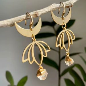 Proveedor indio de pendientes finos hechos a mano, elegantes para mujeres, para uso casual y formal a un precio razonable. - Product Image 1