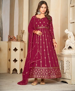 ชุดอานาร์กาลีสีชมพูเข้มสำหรับผู้หญิง ดีไซน์ทันสมัย แขนสามส่วน ผ้าจอร์เจตต์เครป แบบเย็บกึ่งสำเร็จรูป เหมาะสำหรับงานแต่งงานและงานเฉลิมฉลอง - Product Image 4