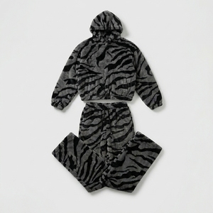 Cardigan épais à capuche pour homme, style urbain, imprimé léopard, en molleton de coton écologique, avec cordon de serrage et manches longues - Product Image 1