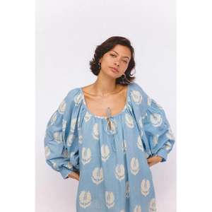 Vestido Mini Ria de Algodón 100% Hecho a Mano de Forma Ética - Ecológico y Transpirable, Cómodo, Suave y de Corte Holgado - Product Image 4