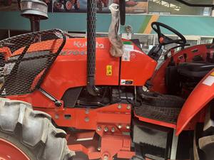 Tractor Kubota M7040 de 70HP 4WD de Alta Resistencia, Fabricado en Tailandia, Modelo 2026, el Más Vendido, Equipo Agrícola - Product Image 3