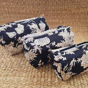 Organizador de Cosméticos Profesional Reutilizable y Reciclado para Mujer, Bolsa de Maquillaje de Algodón Acolchado con Estampado Floral Indio - Product Image 3