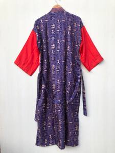 ชุดคลุมนอนหลากสีสไตล์วินเทจ ทำจากผ้าไหมซารีรีไซเคิล ชุดคลุมบ้านเนื้อนุ่ม ชุดคลุมยาวผ้าไหม ชุดคลุมสำหรับงานปาร์ตี้ริมชายหาด - Product Image 3