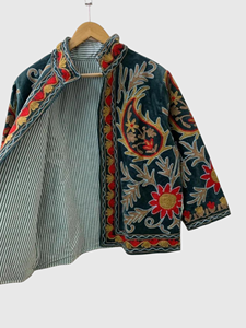 Chaqueta de terciopelo con cuello mandarín y bordado floral a mano, manga larga, para adultos, estilo elegante, para invierno. - Product Image 3