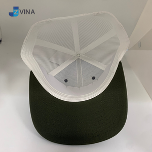 Gorra Trucker de Lona con Malla Blanca, Visera Verde, Gris Claro, con Logotipo Personalizado, de Alta Calidad, 6 Paneles, Ajustable, Unisex, Informal - Product Image 4