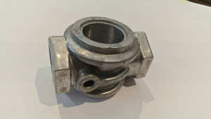 Cuerpo de Válvula de Aleación de Aluminio Fundido a Presión, Piezas Mecanizadas por CNC, Componente de Precisión Personalizado - Product Image 2