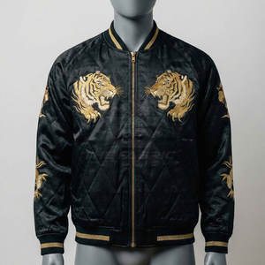 Chaqueta Sukajan de Satén Bordado Premium de Fabric Studio, Personalizable en la Parte Delantera, Ecológica, Transpirable, Ligera, Estilo Invernal - Product Image 4